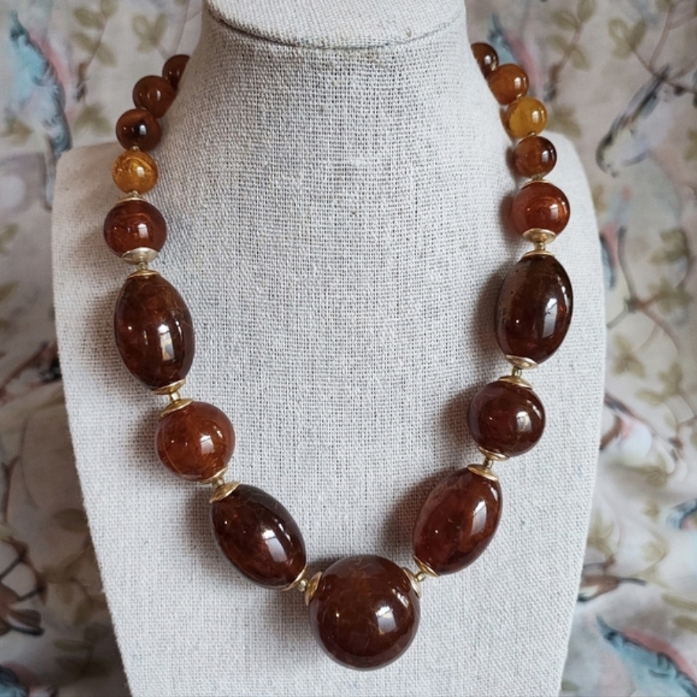Chunky Round Lucite Beads Vintage Hong Kong Rootbeer Root Beer Amber Necklace